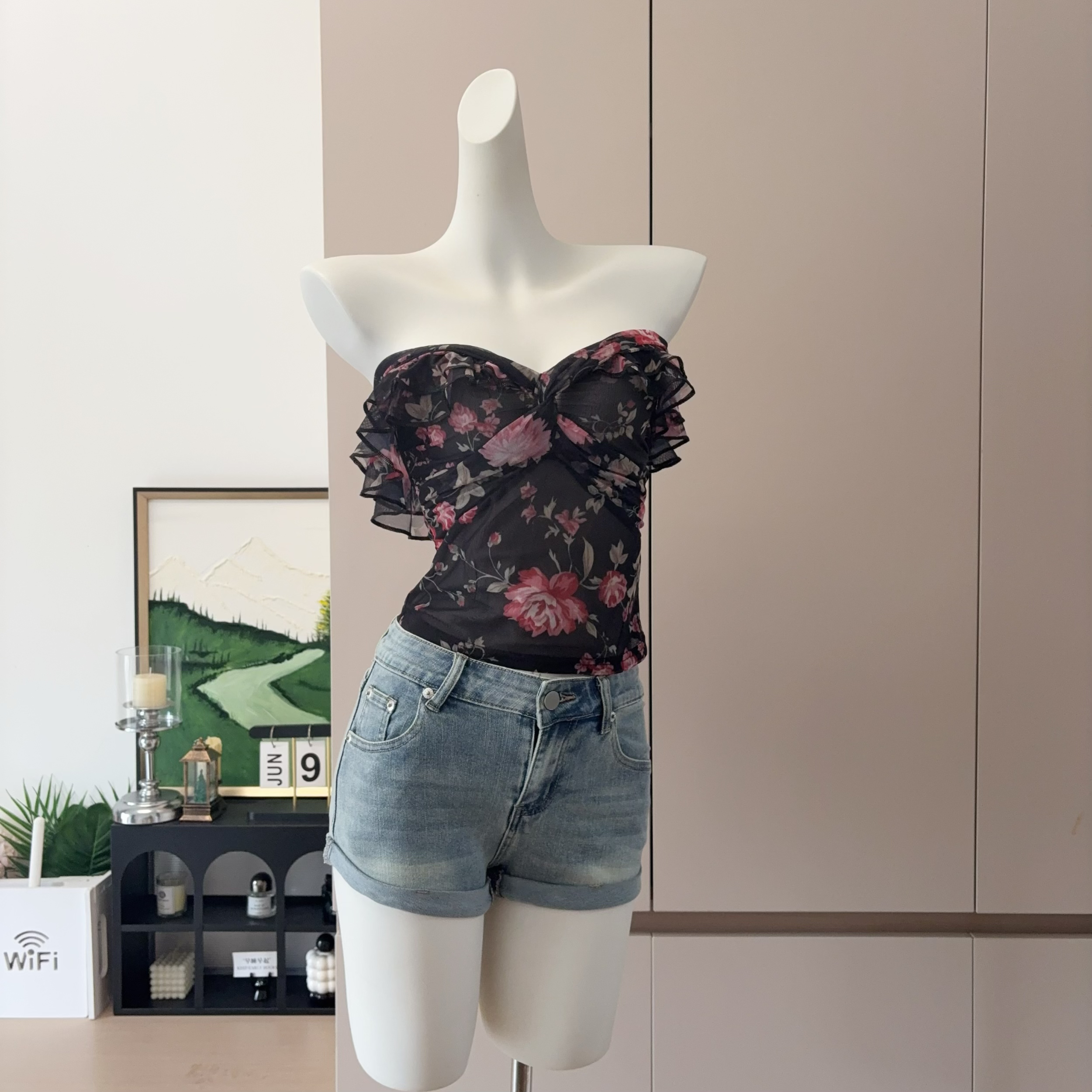 Women's Floral Print High Stretch Mesh Ruffle Slimming Top - Image 4