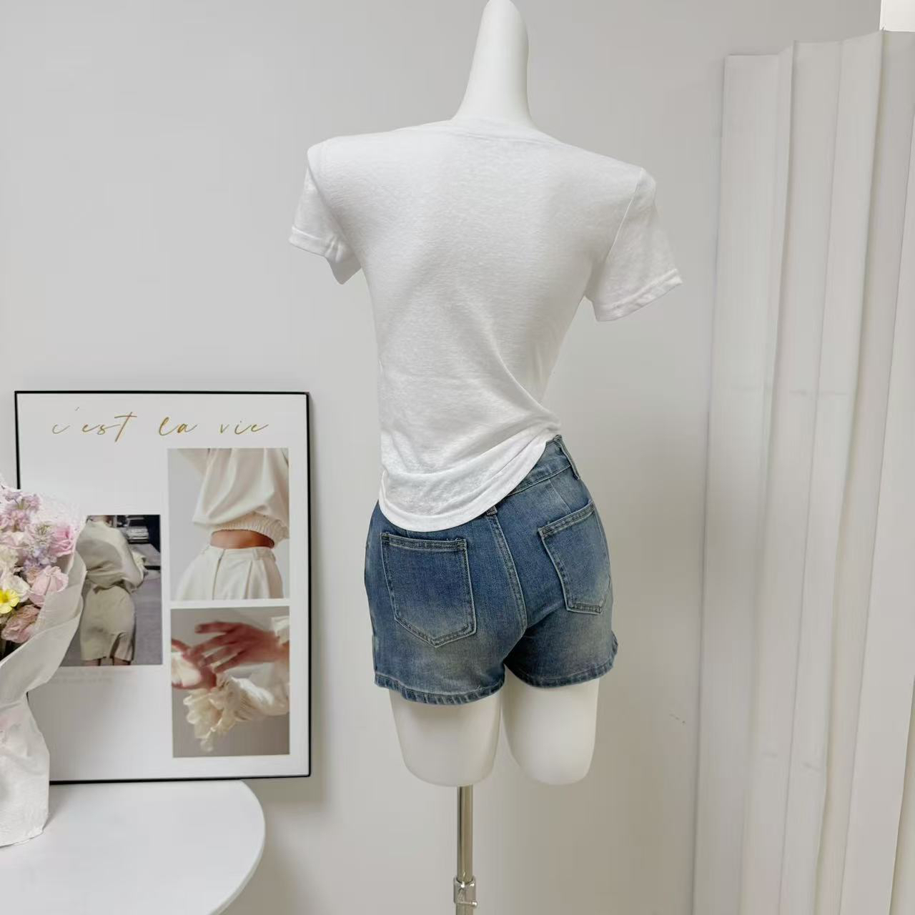 Women's White Basic Short Sleeve T-Shirt Knit Summer Top - Image 5